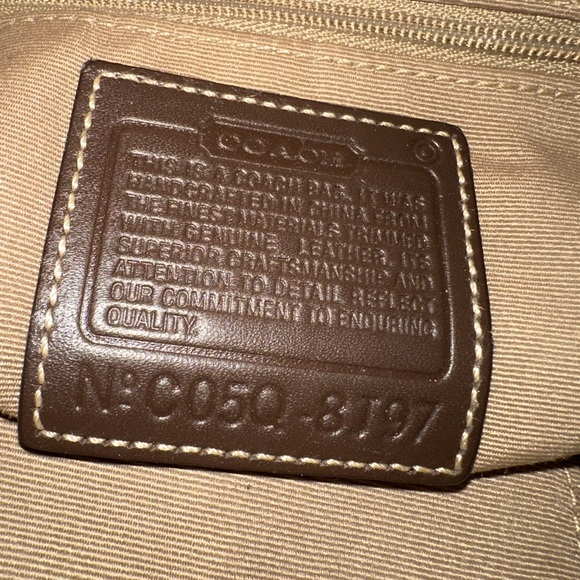 **** SOLD ****RARE Coach Multicolor Patchwork Shoulder Bag - Picture 8 of 8